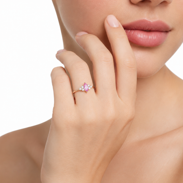 0,17 Karat Garnet Taşlı G Renk SI Berraklık Pırlanta Yüzük