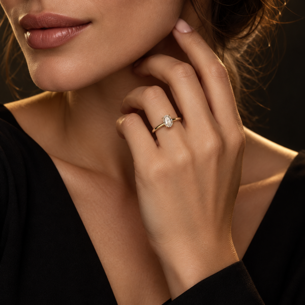 0.30 Karat F SI Oval Kesim Pırlanta Sarı Altın Tektaş Yüzük