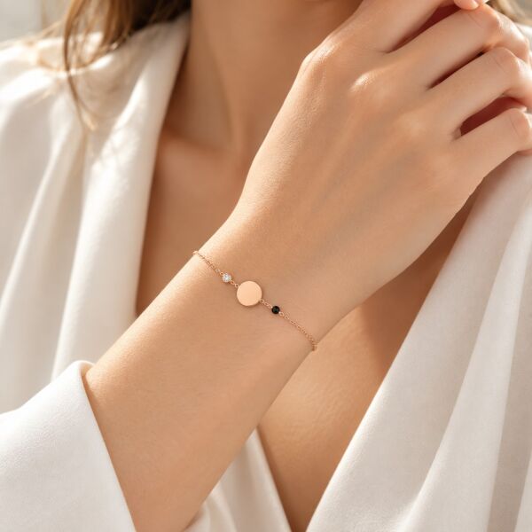0.02 Karat G SI Pırlanta Siyah Spinel Taşlı Yuvarlak Plaka Rose Altın Bileklik