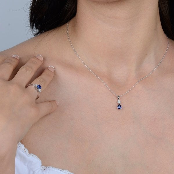 2,36 Karat Safir Pırlanta Küpe