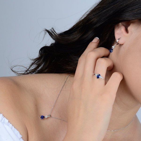 2,36 Karat Safir Pırlanta Küpe