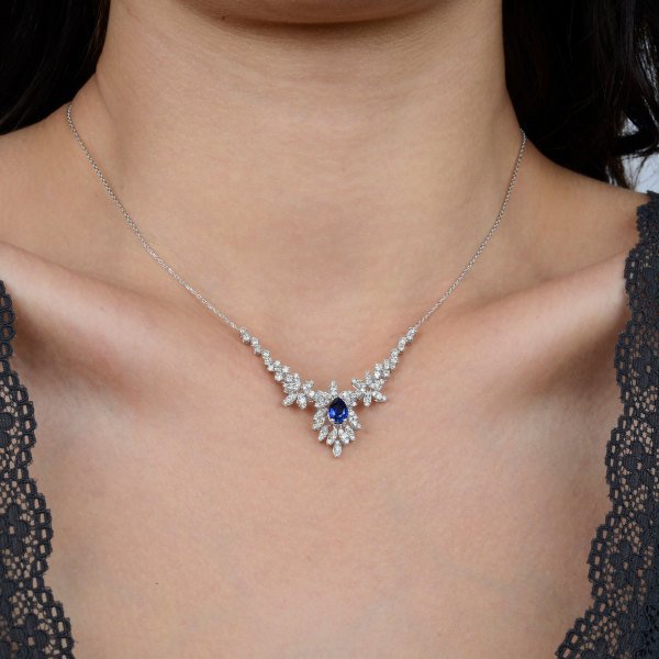 2,32 Karat Safir Pırlanta Kolye